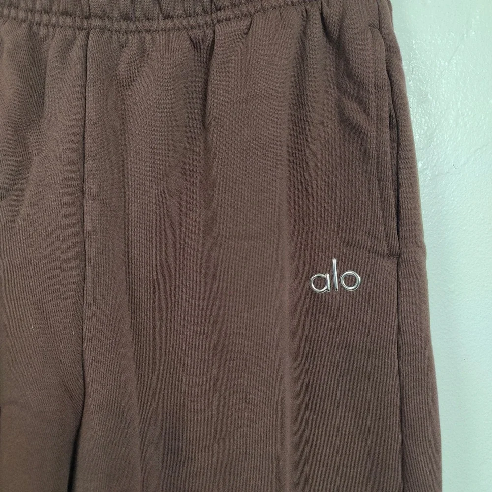 Alo Yoga Accolade Sweatpants Womens Medium‎ Brown Straight Leg Fleece Athleisure